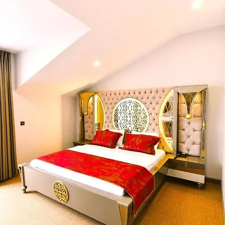 Ghan Hotel 3*