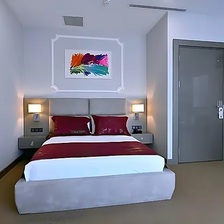 Ghan Hotel 3*