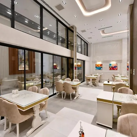 Ghan Hotel